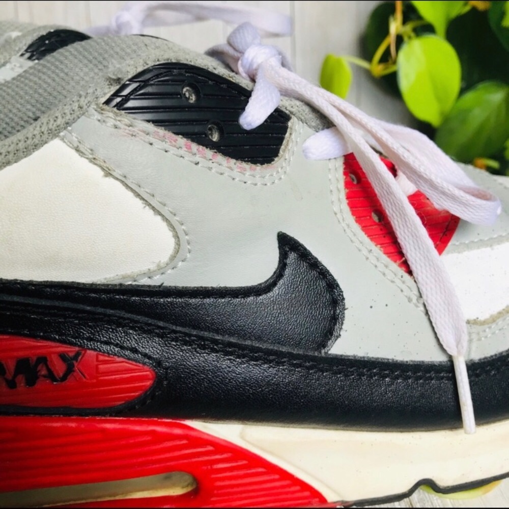 2009 Nike Air Max 90 Retro Sneaker Shoes - Picture 6 of 8